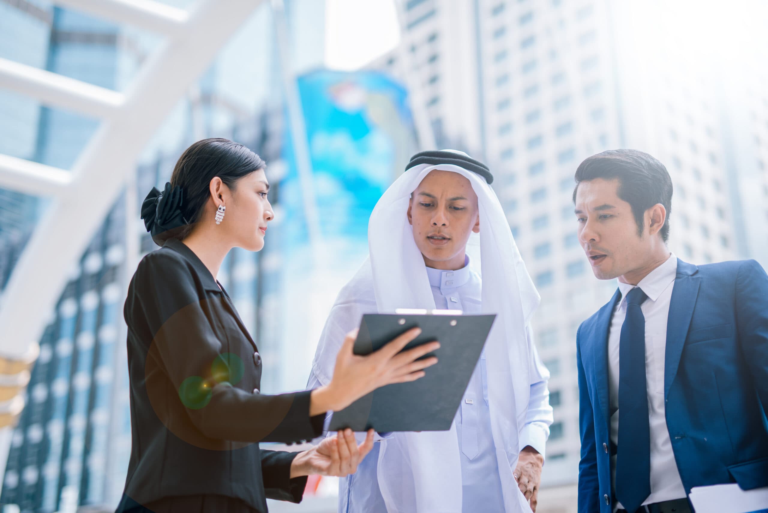 Top UAE Free Zones Offering 100% Foreign Ownership in 2025